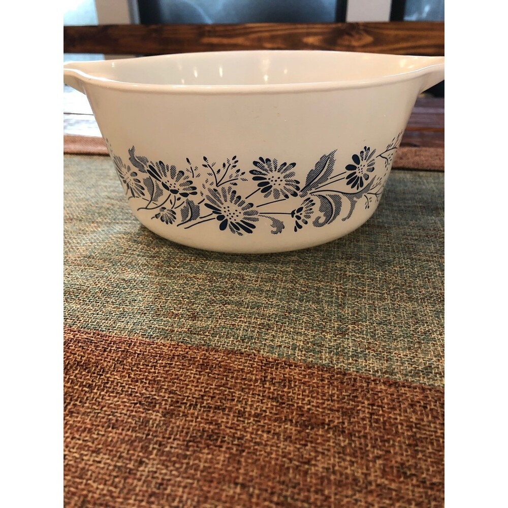 Pyrex Vintage Colonial Mist
